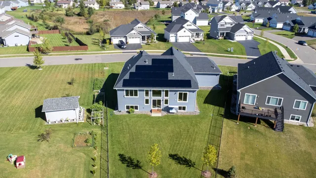 $750,000 | 4334 86th Street Northeast, Monticello, MN 55362