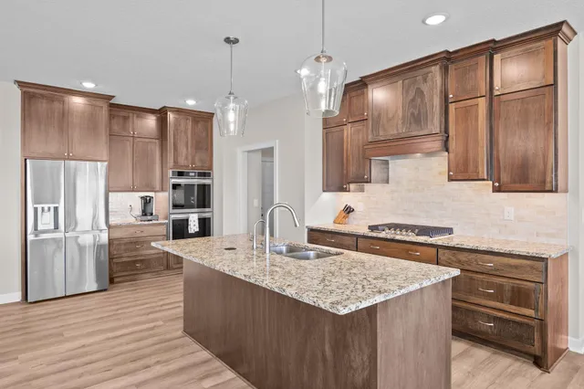 $750,000 | 4334 86th Street Northeast, Monticello, MN 55362