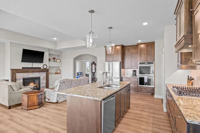 $750,000 | 4334 86th Street Northeast, Monticello, MN 55362