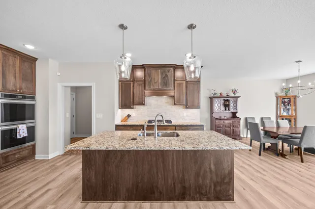 $750,000 | 4334 86th Street Northeast, Monticello, MN 55362