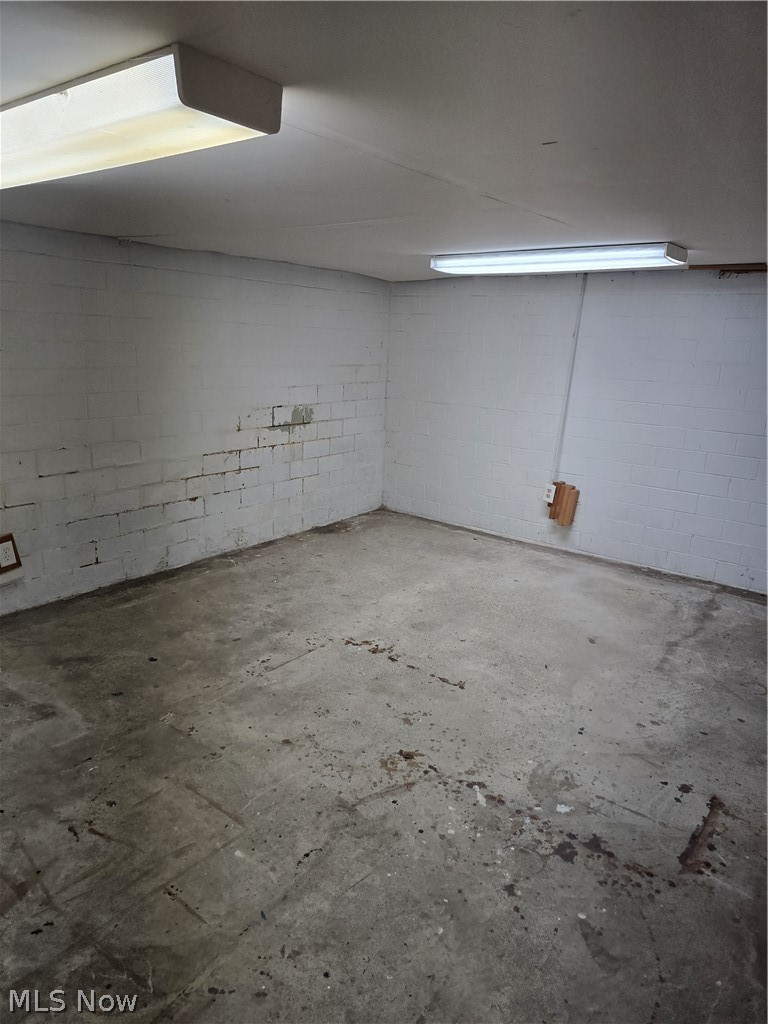 302 South Butler Street Baltic, OH 43804 - Photo 22 of 31