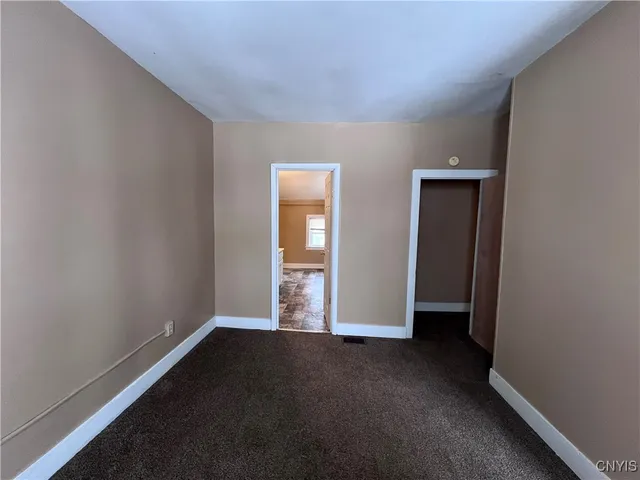 $1,200 | 89-93 East 5th Street, Unit 91, Oswego, NY 13126