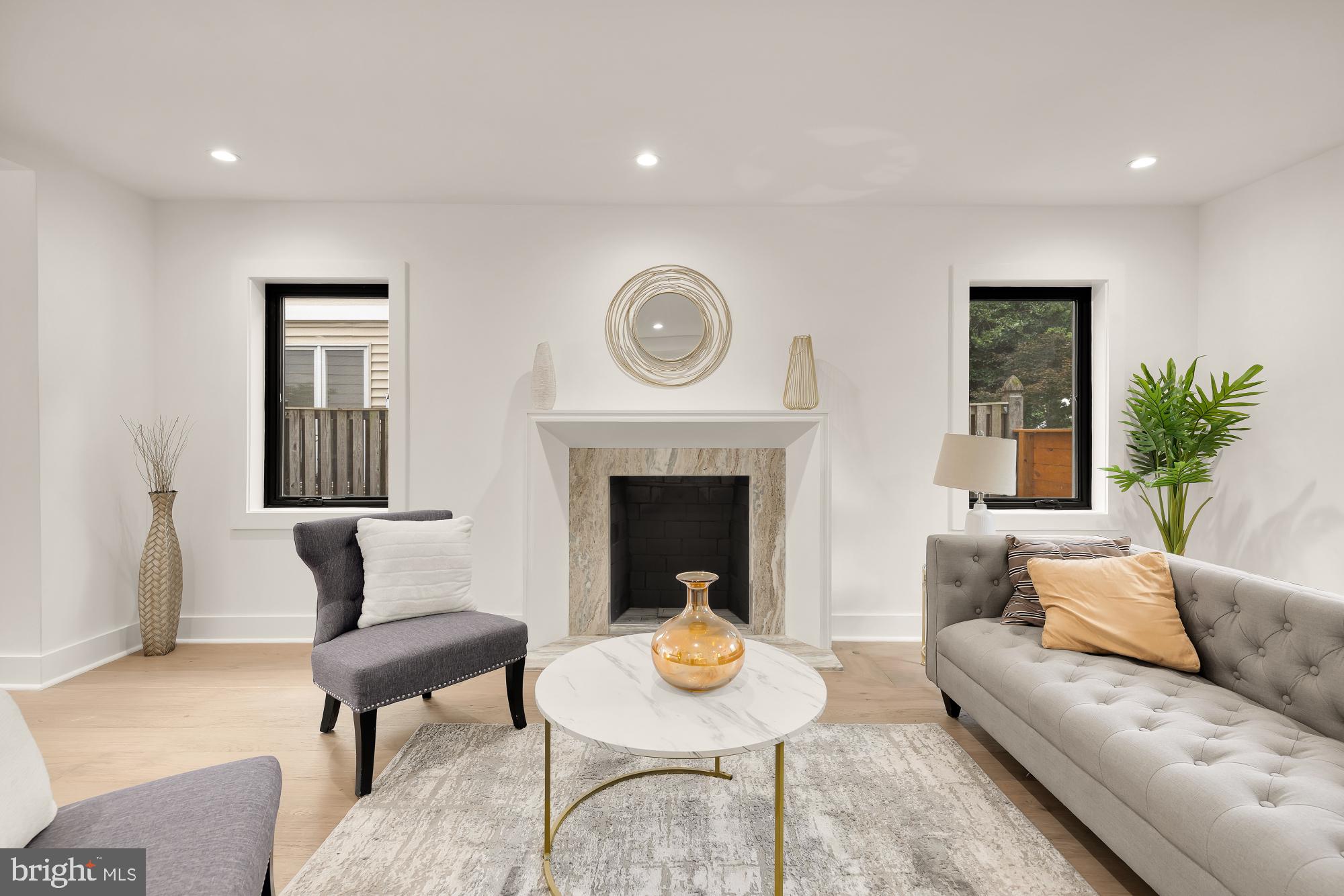 4324 Yuma Street Northwest Washington, DC 20016 - Photo 5 of 56 Working fireplace