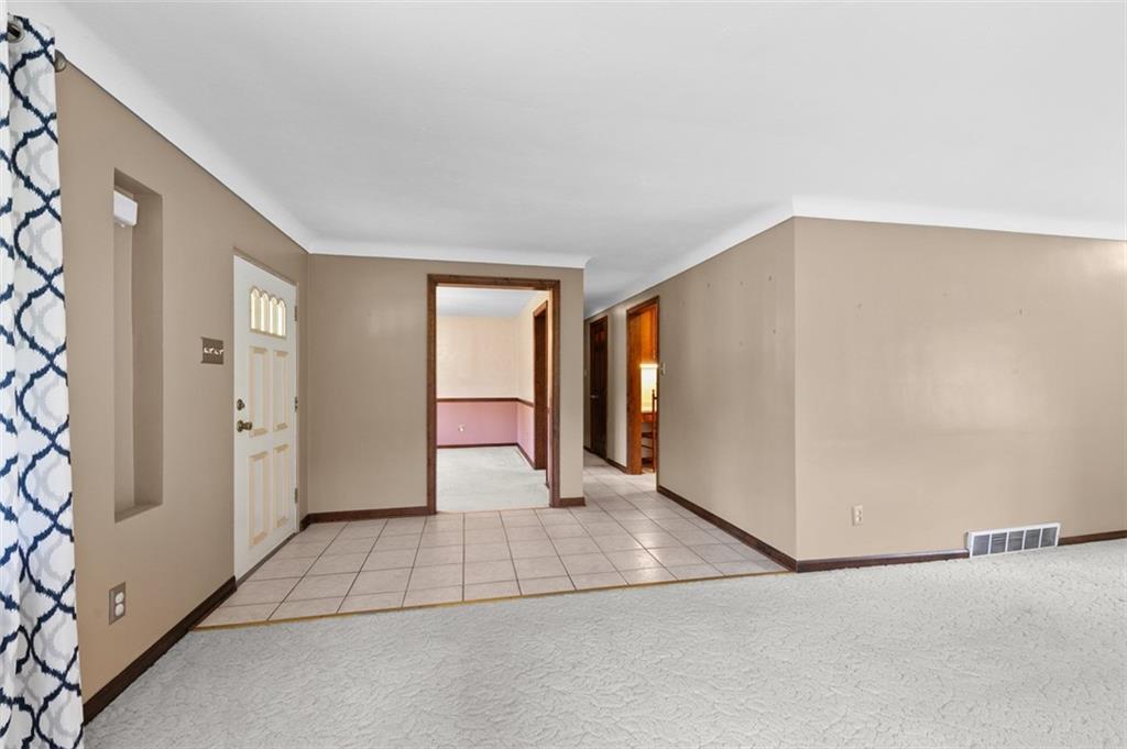 4948 Ashbaugh Road Murrysville, PA 15668 - Photo 7 of 48 Front Entry