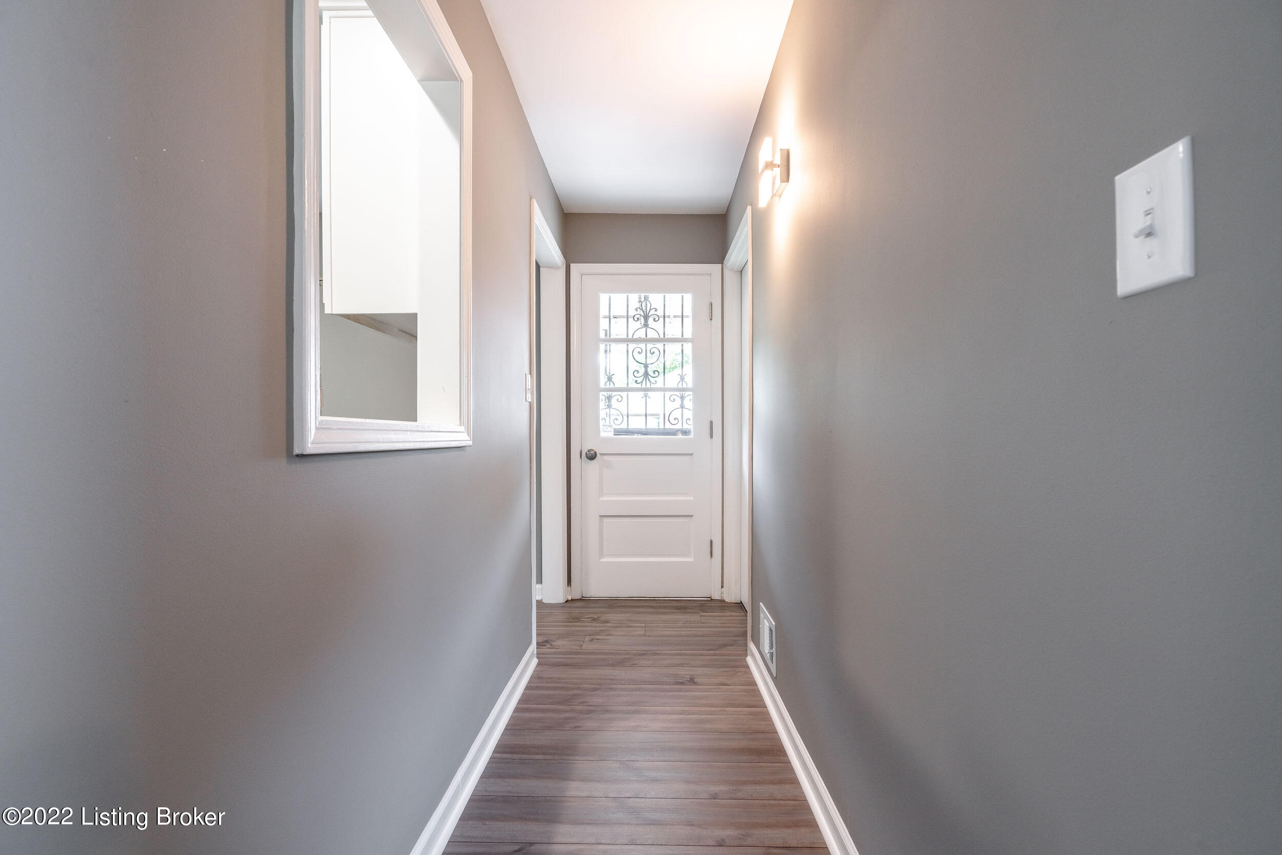 8814 Maple Road Louisville, KY 40219 - Photo 23 of 37 8814 Maple Rd-023