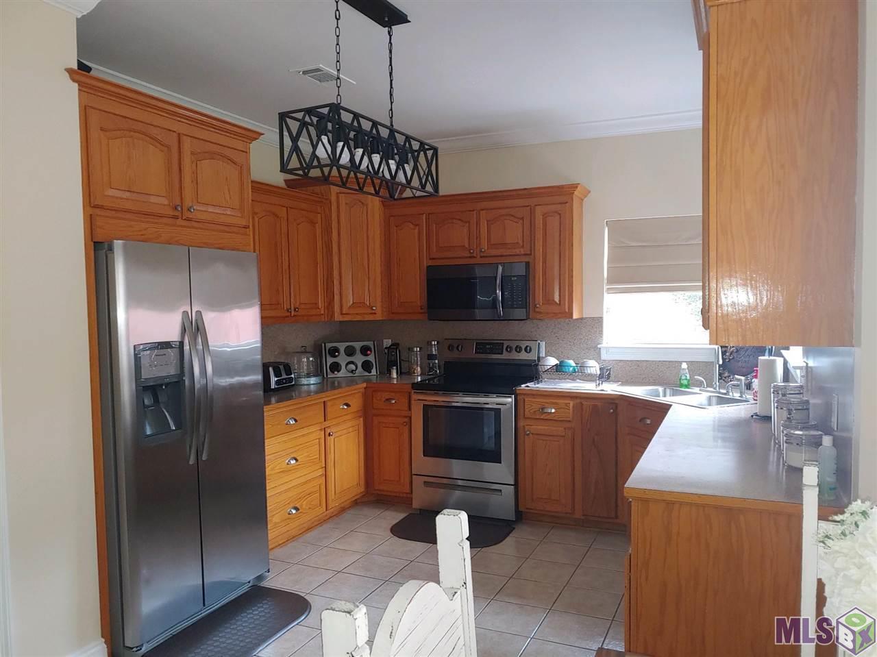 312 Lakecrest Avenue Baton Rouge, LA 70807 - Photo 5 of 22 Kitchen