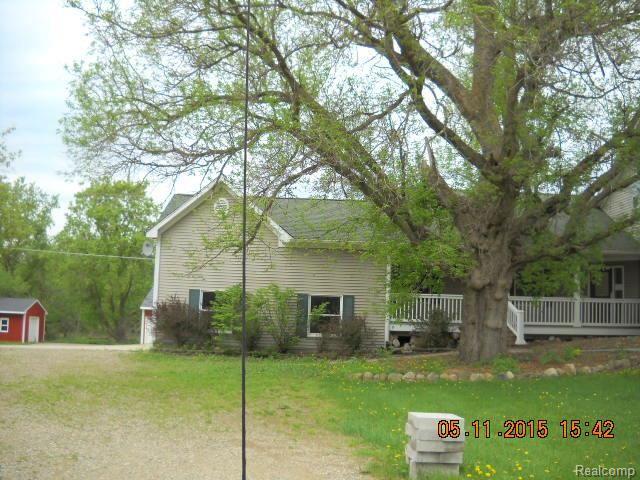 4101 Crawford Road Dryden, MI 48428 - Photo 4 of 25 4.JPG