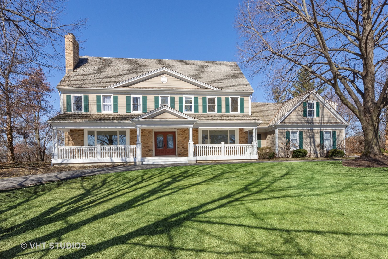 1020 Cortbridge Road Inverness, IL 60067 - Photo 1 of 50