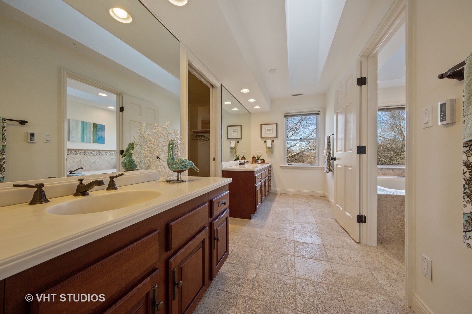 1020 Cortbridge Road Inverness, IL 60067 - Photo 18 of 50