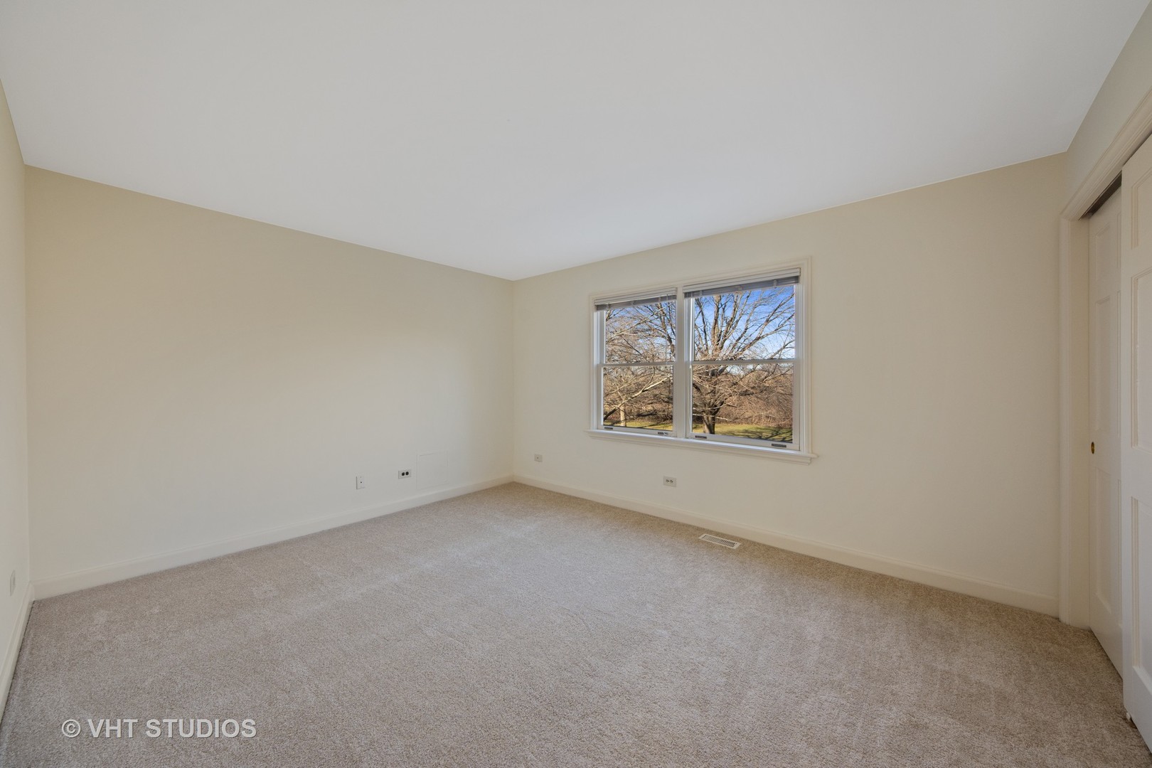 1020 Cortbridge Road Inverness, IL 60067 - Photo 23 of 50