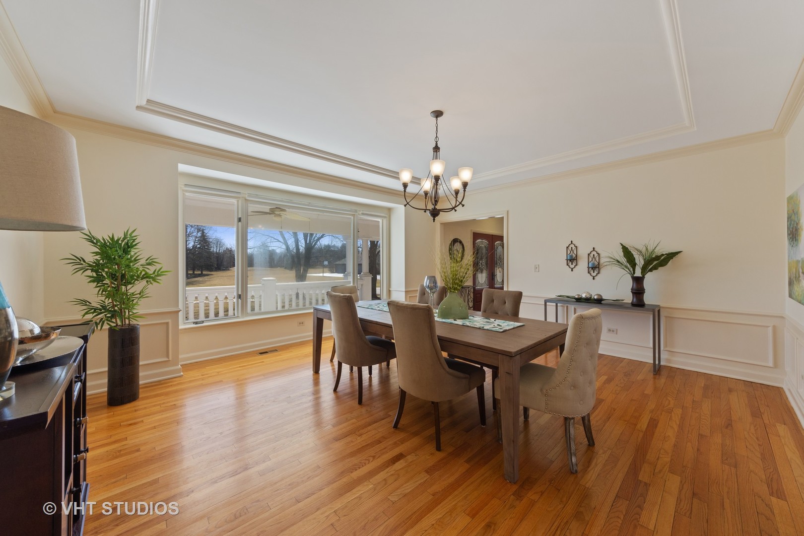 1020 Cortbridge Road Inverness, IL 60067 - Photo 10 of 50