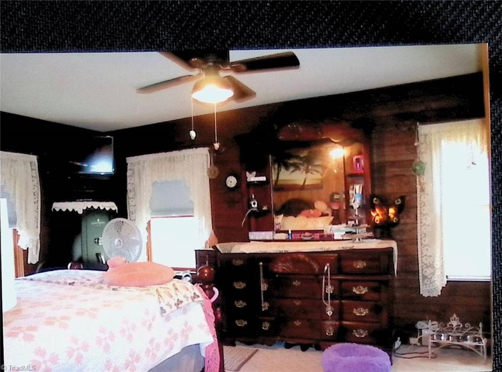 1335 Flippin Road Mount Airy, NC 27030 - Photo 28 of 37 Gallery Image 28