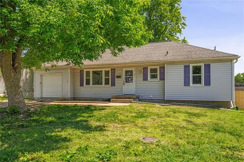 $189,000 | 312 South Chester Terrace, Olathe, KS 66061