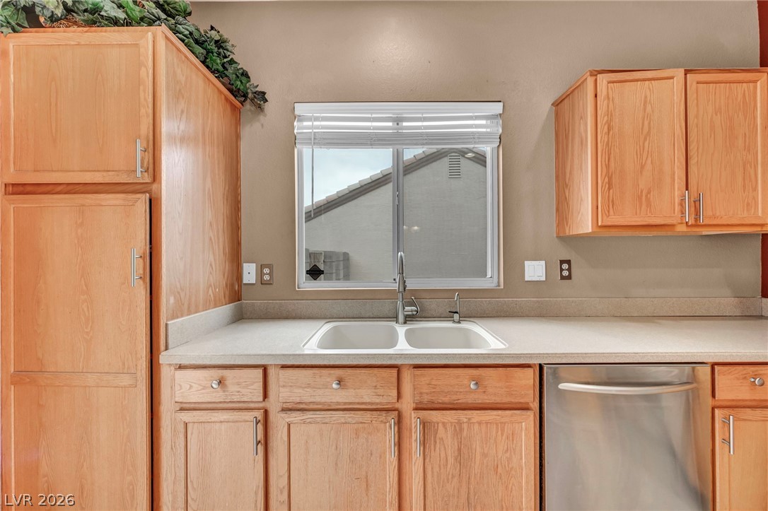 1132 Castle Point Avenue Henderson, NV 89074 - Photo 15 of 59