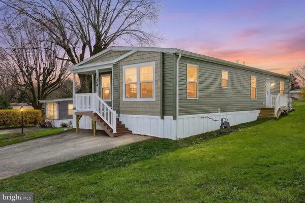 $169,900 | 304 Landola Avenue, Mount Wolf, PA 17347