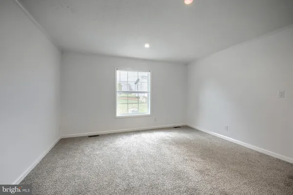 $169,900 | 304 Landola Avenue, Mount Wolf, PA 17347