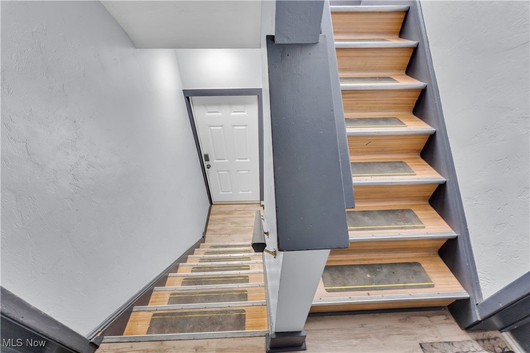 5235 State Road, Unit 3 Cleveland, OH 44134 - Photo 4 of 21 View of staircase