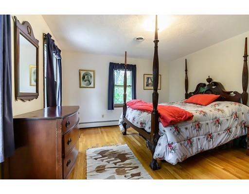 7 Old Schoolhouse Road Andover, MA 01810 - Photo 20 of 30 Gallery Image 20