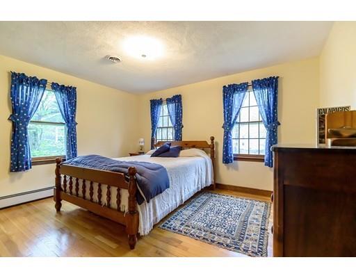 7 Old Schoolhouse Road Andover, MA 01810 - Photo 22 of 30 Gallery Image 22