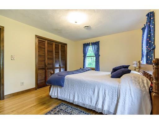 7 Old Schoolhouse Road Andover, MA 01810 - Photo 23 of 30 Gallery Image 23