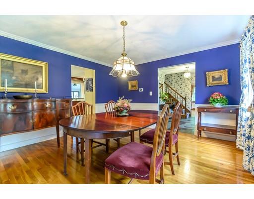 7 Old Schoolhouse Road Andover, MA 01810 - Photo 3 of 30 Gallery Image 3
