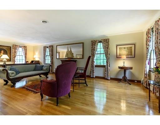7 Old Schoolhouse Road Andover, MA 01810 - Photo 8 of 30 Gallery Image 8