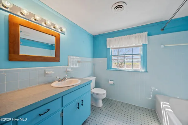 $325,000 | 1700 Hardee Road, Kinston, NC 28504