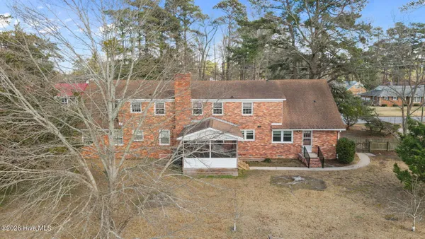 $325,000 | 1700 Hardee Road, Kinston, NC 28504