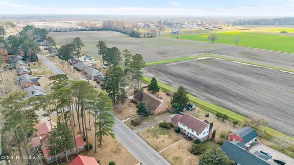 $325,000 | 1700 Hardee Road, Kinston, NC 28504