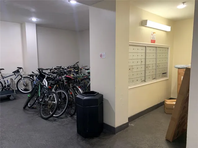 $2,400 | 650 Northeast 64th Street, Unit G607, Miami, FL 33138