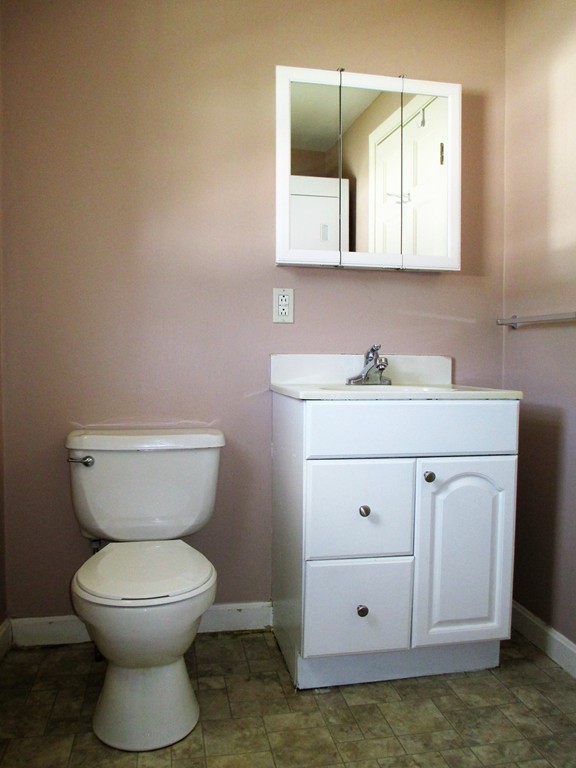 2 A Edson Avenue Rutland, MA 01543 - Photo 8 of 20 Gallery Image 8