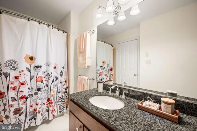 $485,000 | 71 Oak Knoll Drive, Unit 71, Berwyn, PA 19312