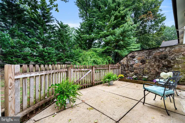 $485,000 | 71 Oak Knoll Drive, Unit 71, Berwyn, PA 19312