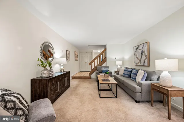 $485,000 | 71 Oak Knoll Drive, Unit 71, Berwyn, PA 19312