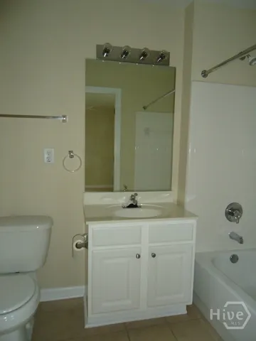 $2,100 | 1035 South Barnett Shoals Road, Unit 1012, Athens, GA 30605