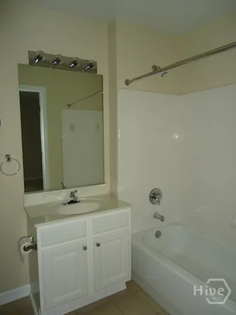 $1,900 | 1035 South Barnett Shoals Road, Unit 1012, Athens, GA 30605