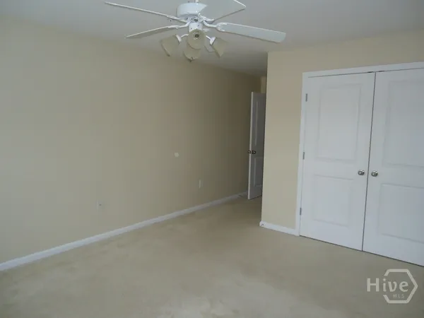 $1,900 | 1035 South Barnett Shoals Road, Unit 1012, Athens, GA 30605