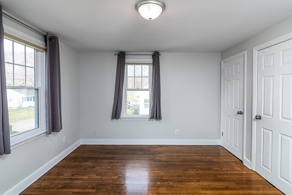 150 Lewiston Street Warwick, RI 02889 - Photo 16 of 24