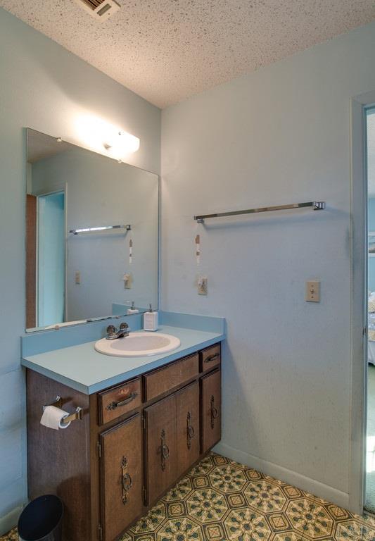2015 Frontera Street Navarre, FL 32566 - Photo 24 of 31