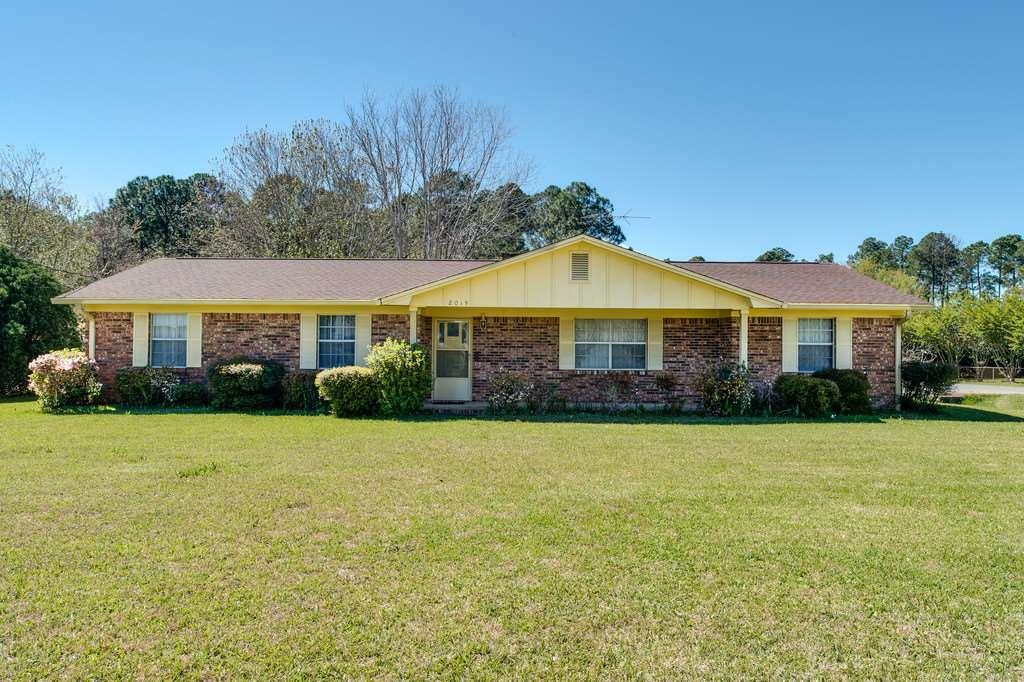 2015 Frontera Street Navarre, FL 32566 - Photo 3 of 31