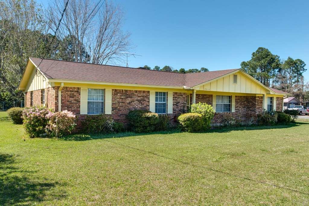 2015 Frontera Street Navarre, FL 32566 - Photo 4 of 31