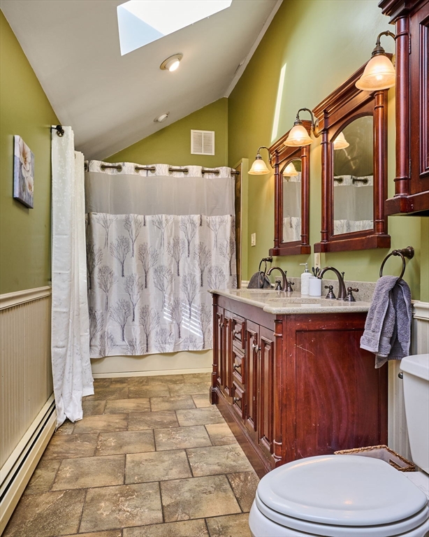 28 Robert Street Chicopee, MA 01020 - Photo 11 of 32