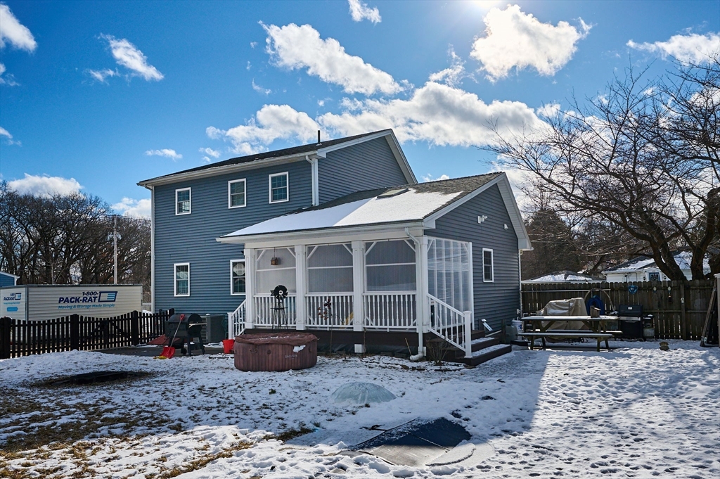 28 Robert Street Chicopee, MA 01020 - Photo 24 of 32