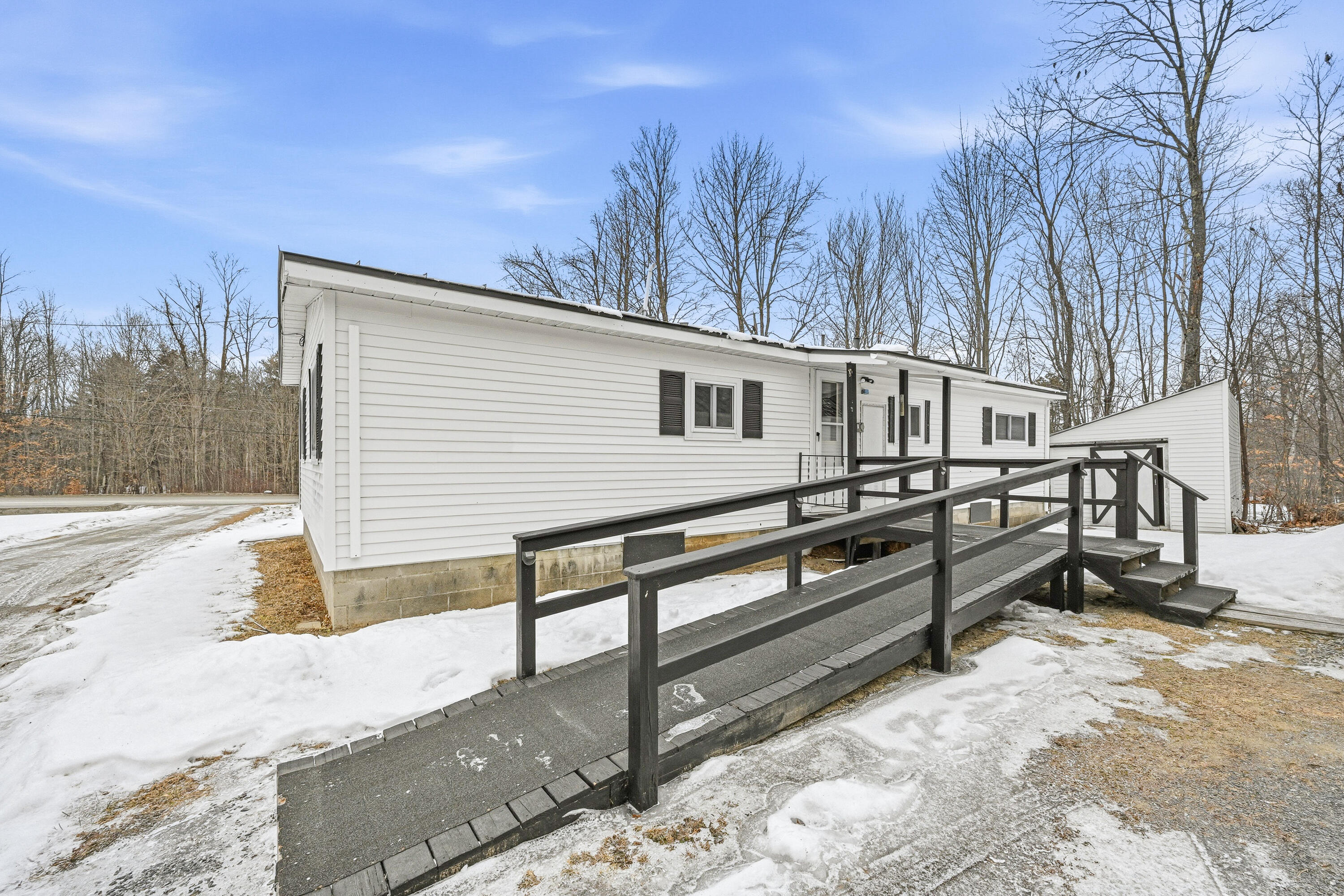 133 Smithfield Road Belgrade, ME 04917 - Photo 4 of 44 133 Smithfield Road, Belgrade