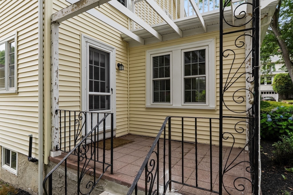 67 Ronald Road Arlington, MA 02474 - Photo 36 of 41