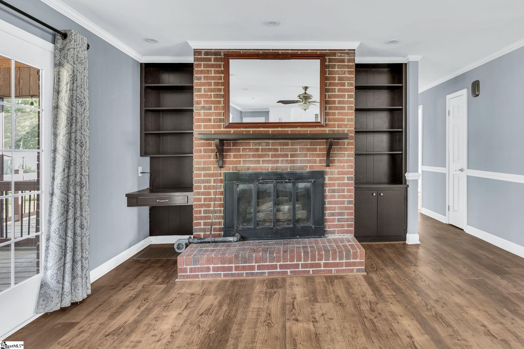 309 Garrett Street Mauldin, SC 29662 - Photo 5 of 30 Gallery Image 5