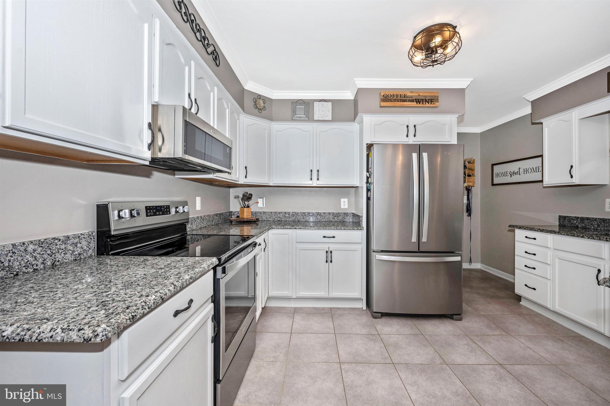 1023 St Michaels Road Mount Airy, MD 21771 - Photo 16 of 76 13'10 x 13'7 Kitchen