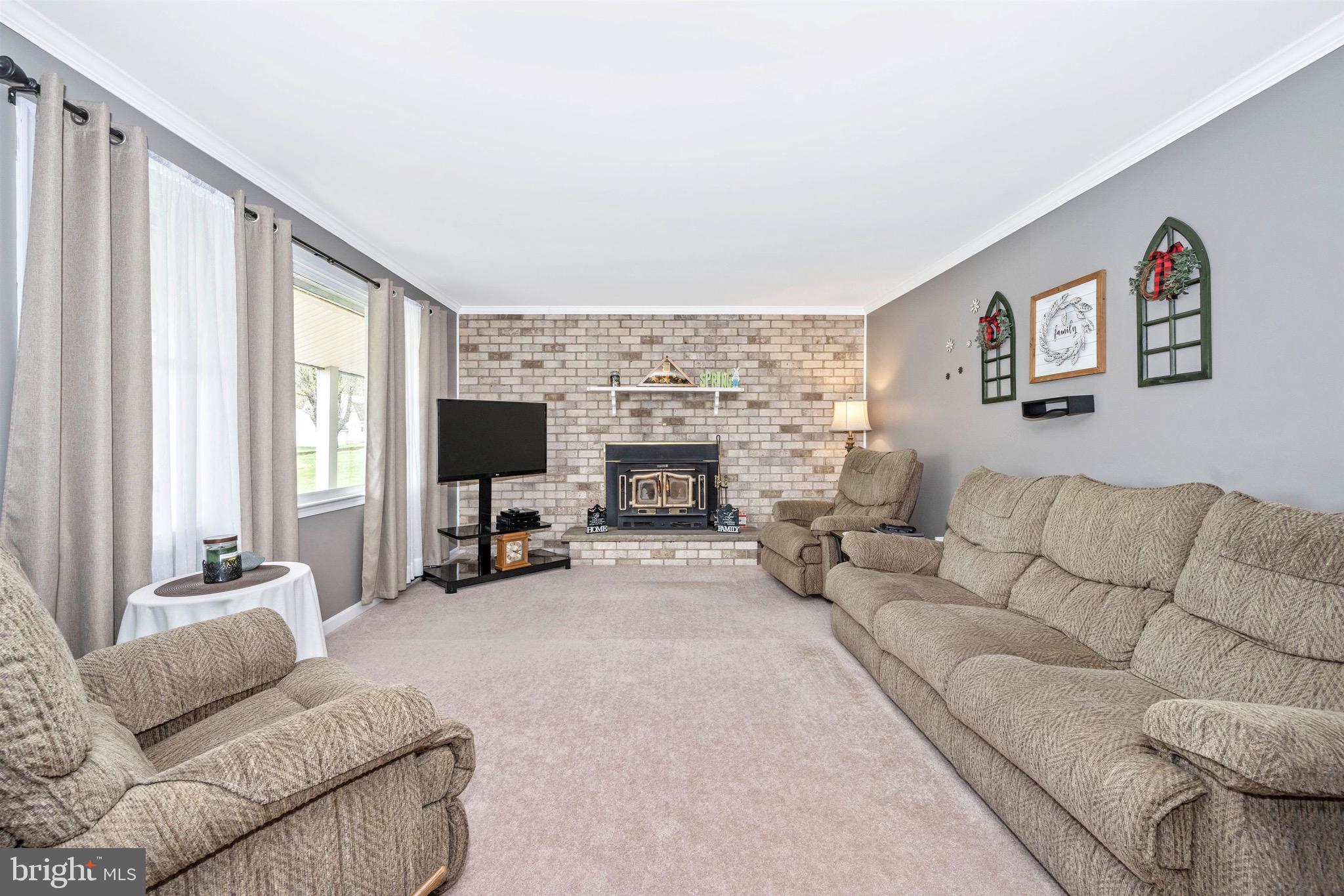 1023 St Michaels Road Mount Airy, MD 21771 - Photo 5 of 76 Spacious Living Room