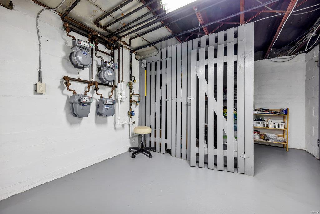 7520 Wydown Boulevard, Unit 2W Clayton, MO 63105 - Photo 19 of 29