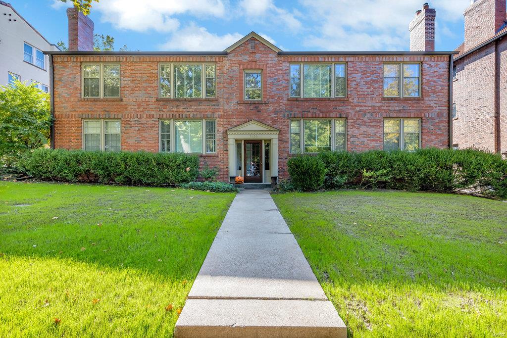 7520 Wydown Boulevard, Unit 2W Clayton, MO 63105 - Photo 24 of 29